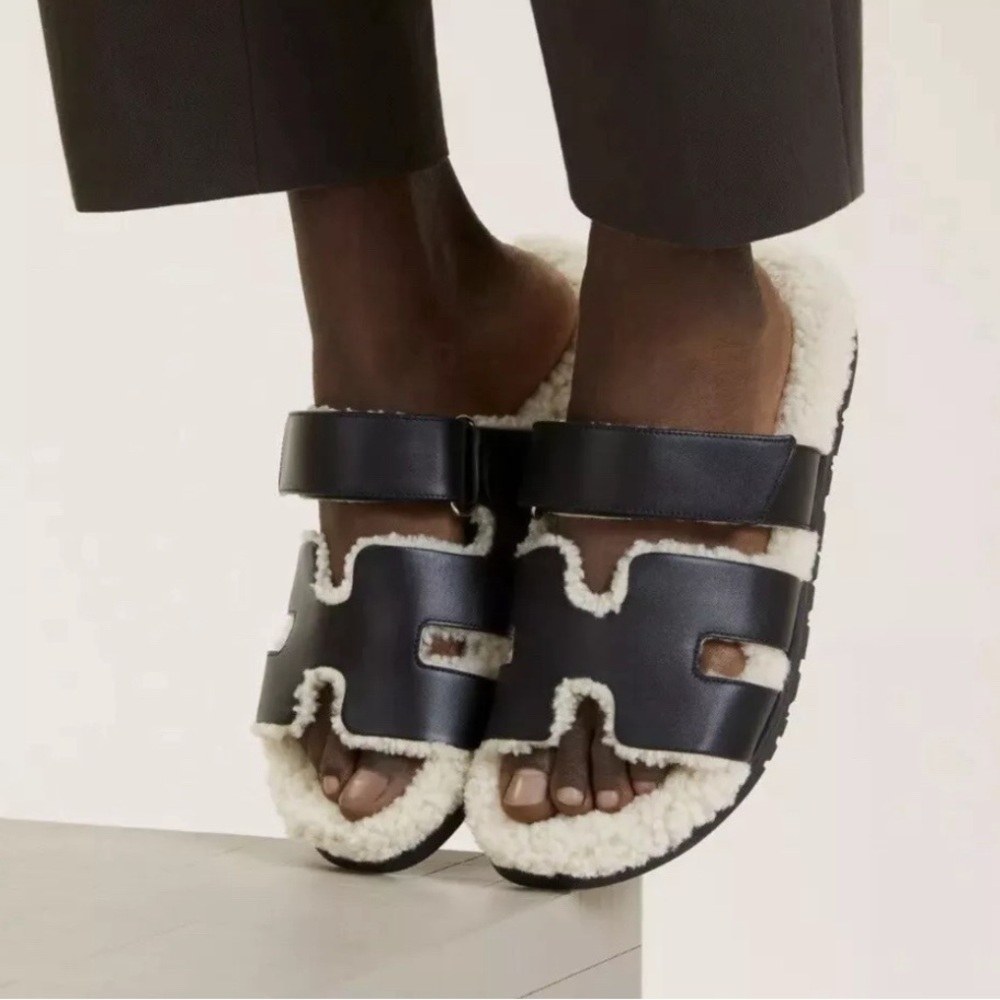 Hermes Black and Cream Sandals - Picture 2 of 7